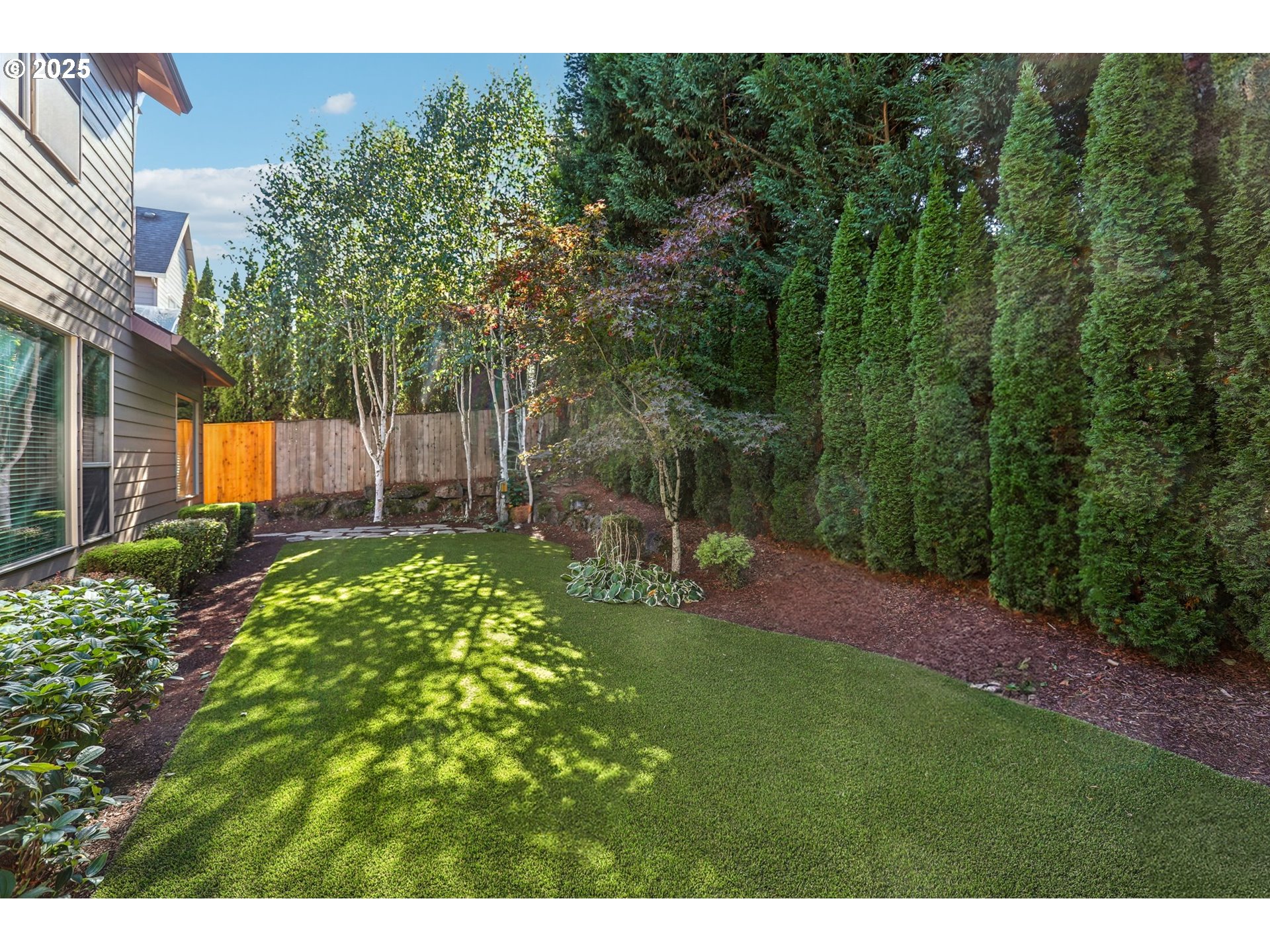 6139 NW KLICKITAT CT