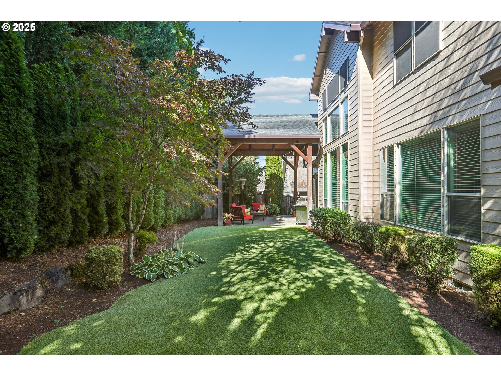 6139 NW KLICKITAT CT