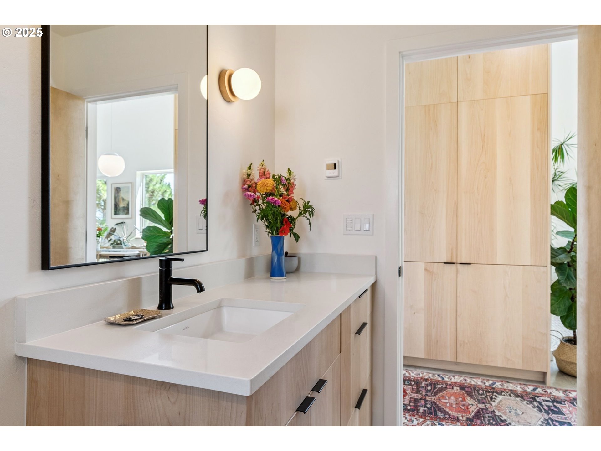 468 NW Strawberry Mountain RD