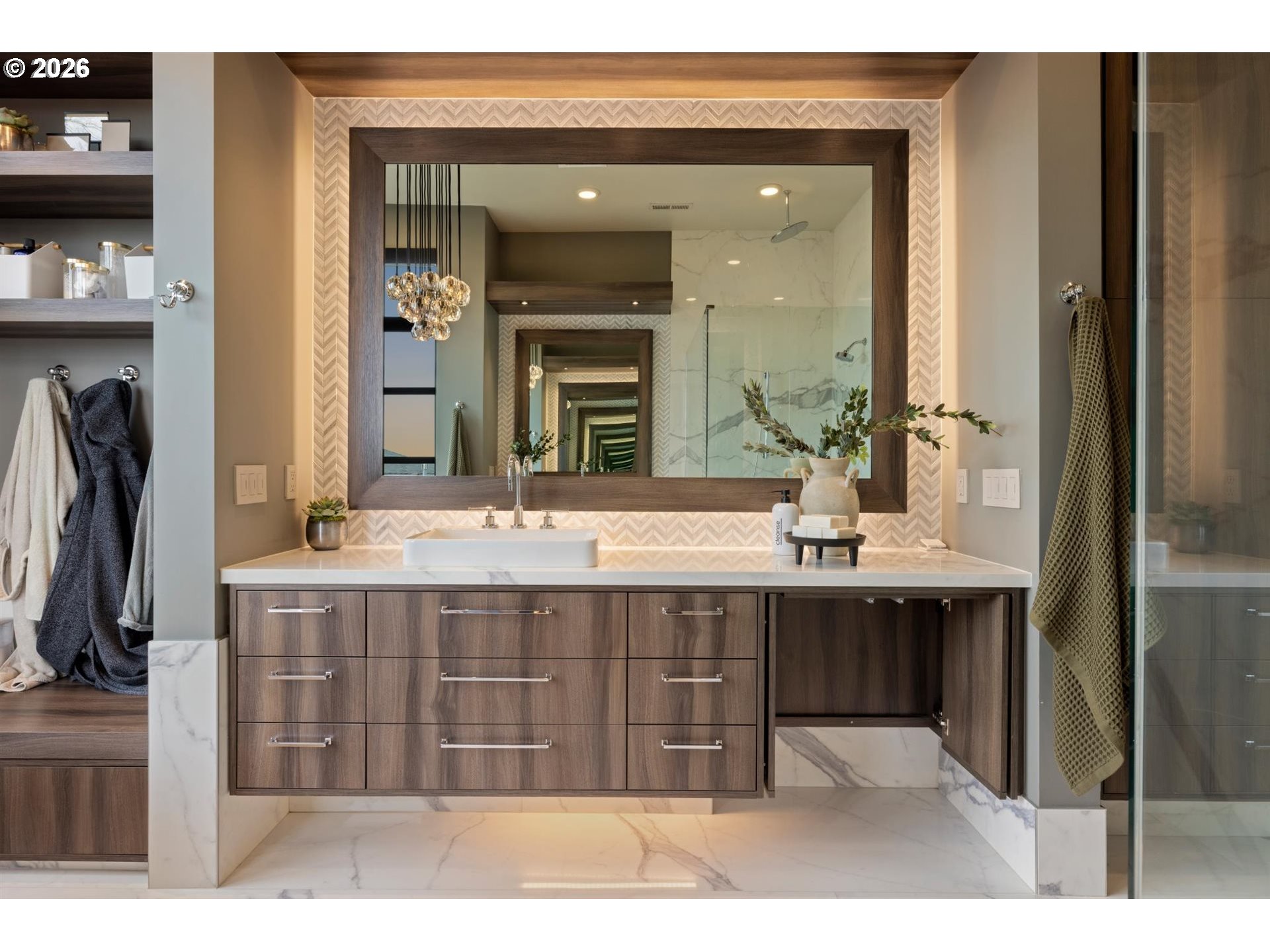 8001 SE EVERGREEN HWY