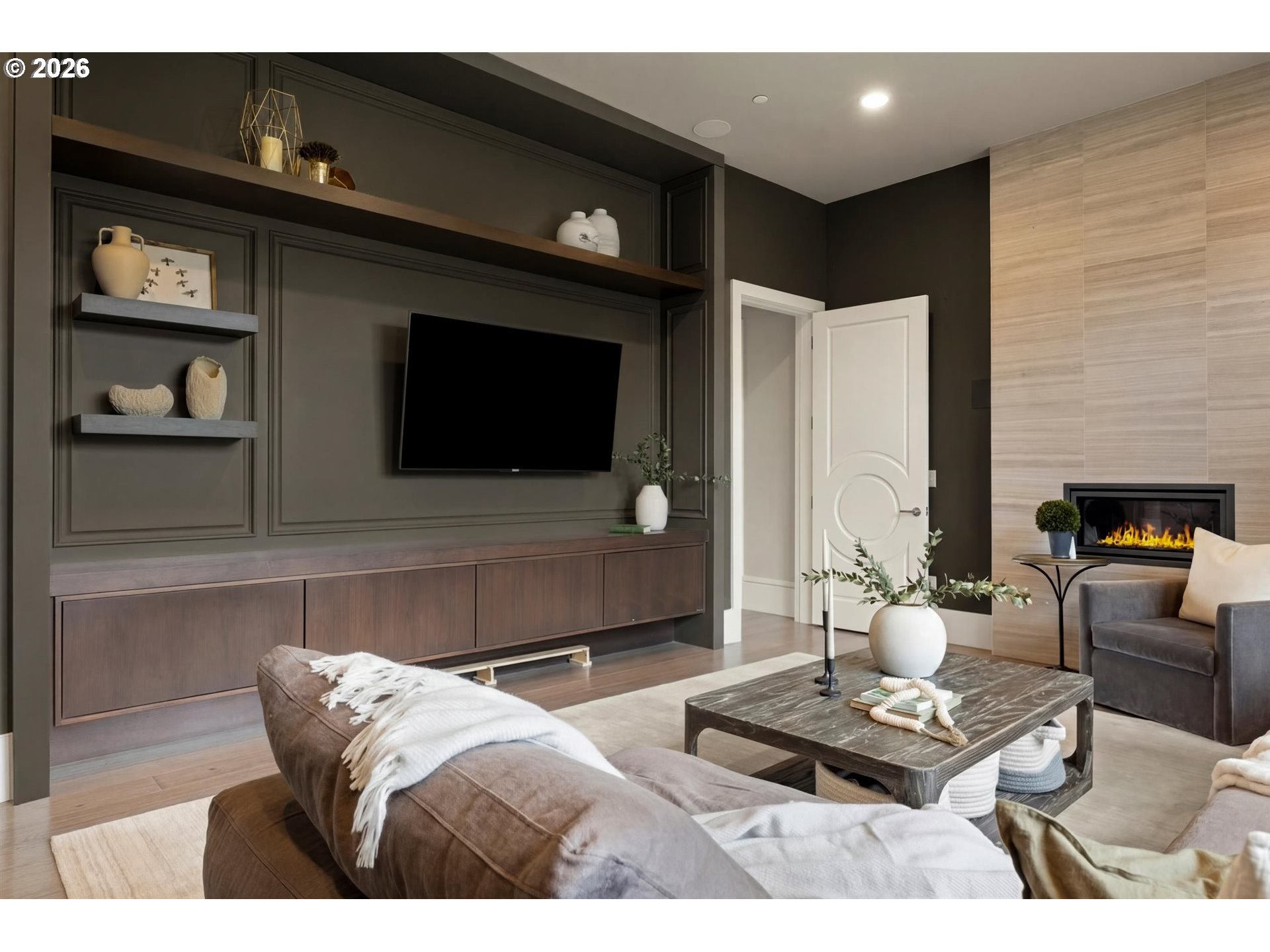 8001 SE EVERGREEN HWY