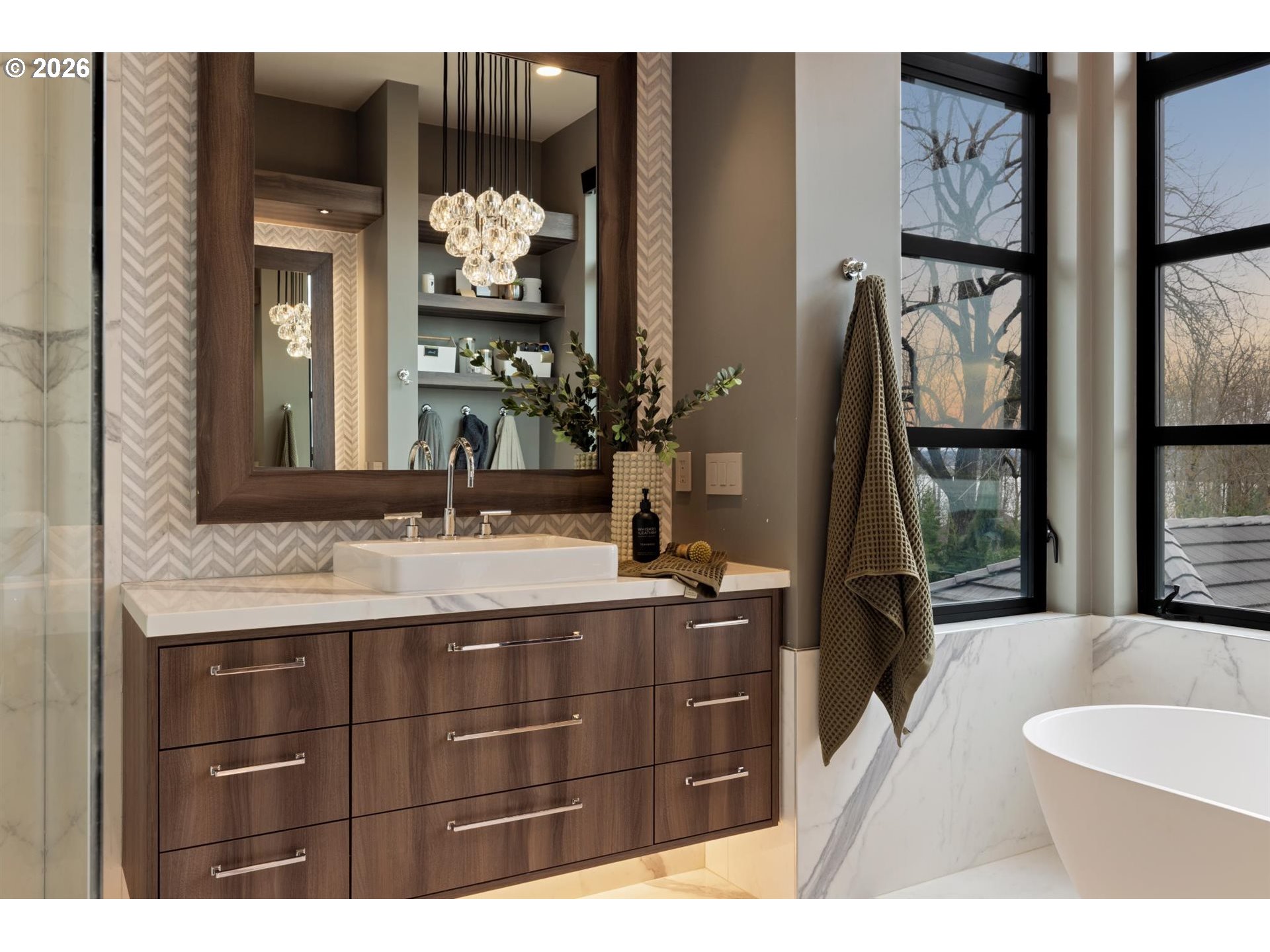 8001 SE EVERGREEN HWY