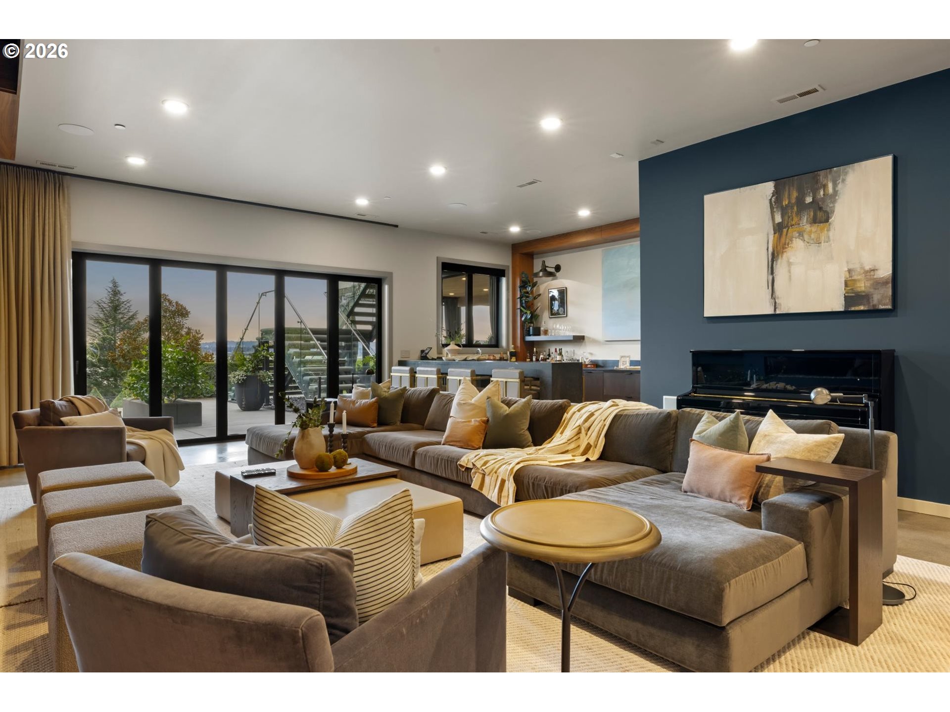 8001 SE EVERGREEN HWY