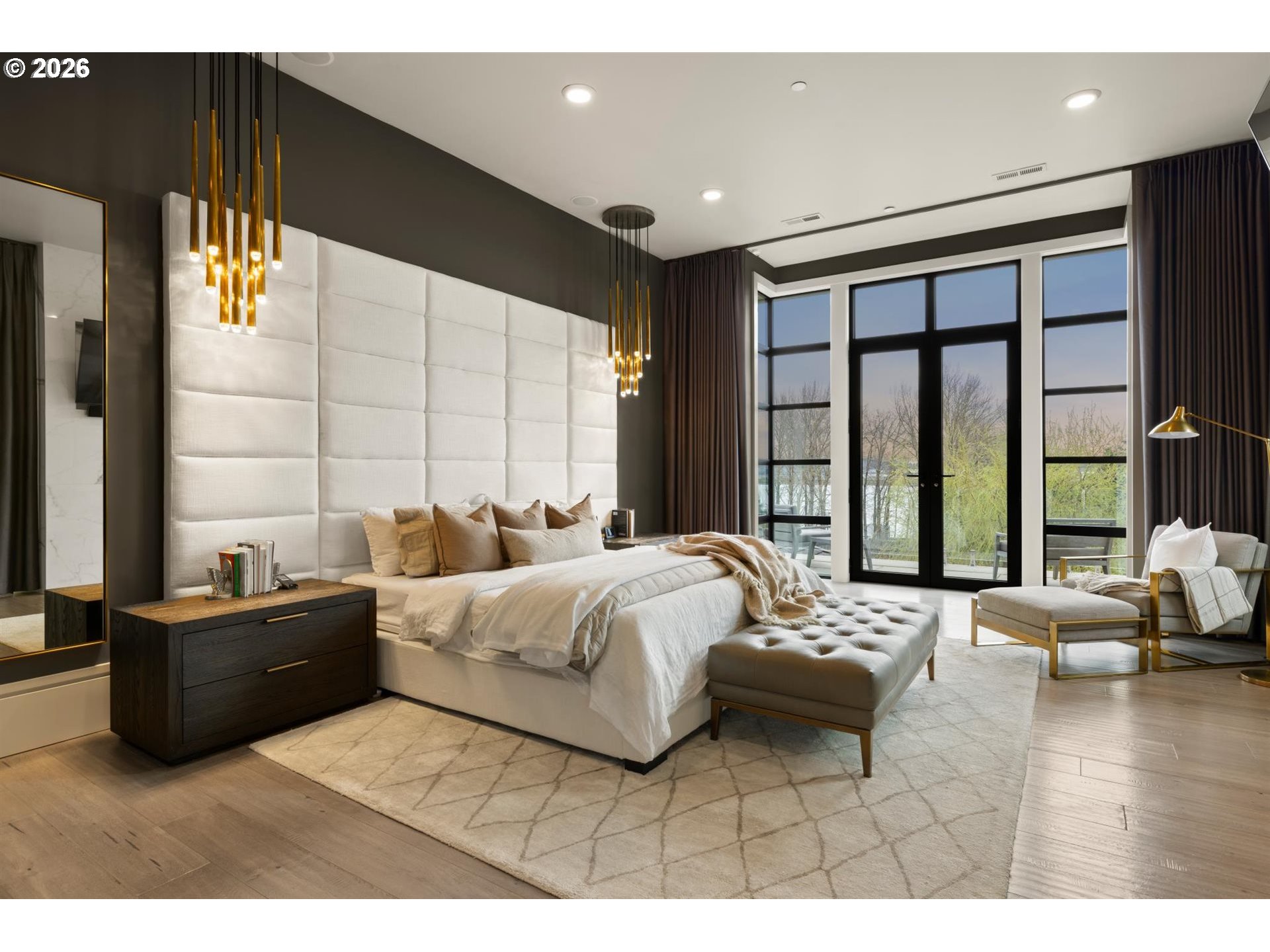 8001 SE EVERGREEN HWY