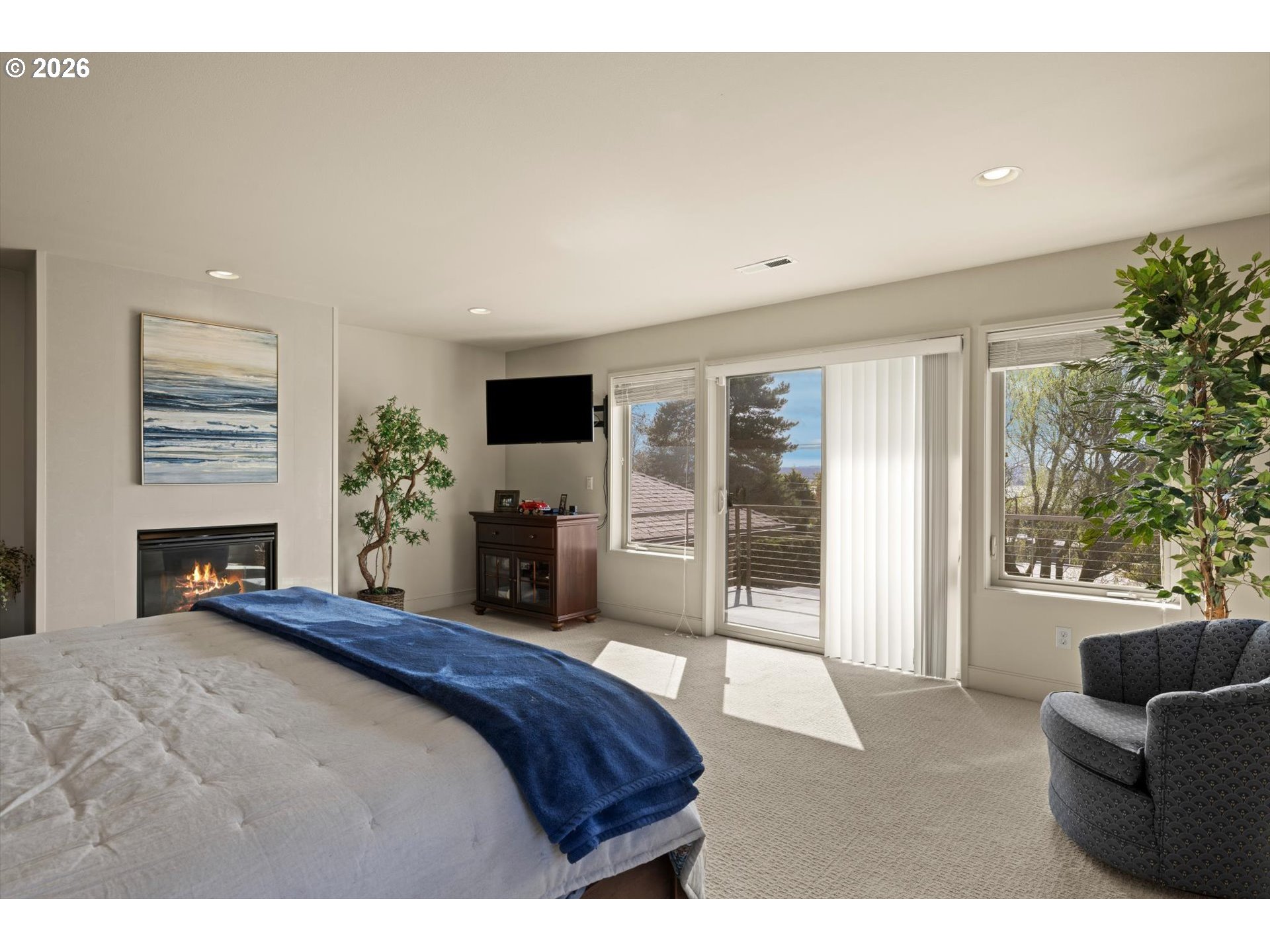 8008 SE EVERGREEN HWY