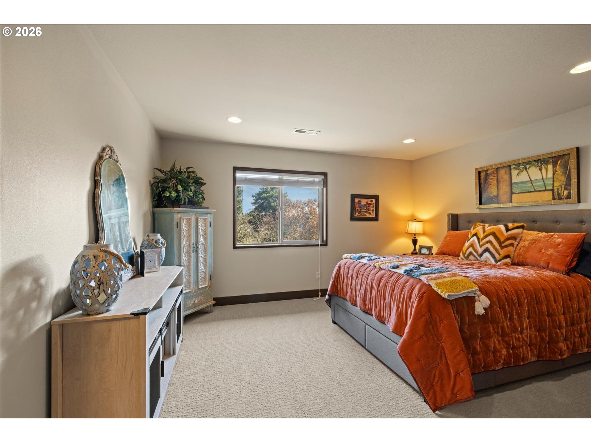 8008 SE EVERGREEN HWY