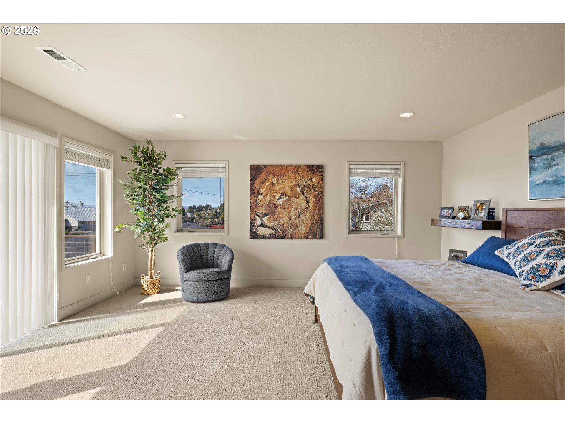 8008 SE EVERGREEN HWY