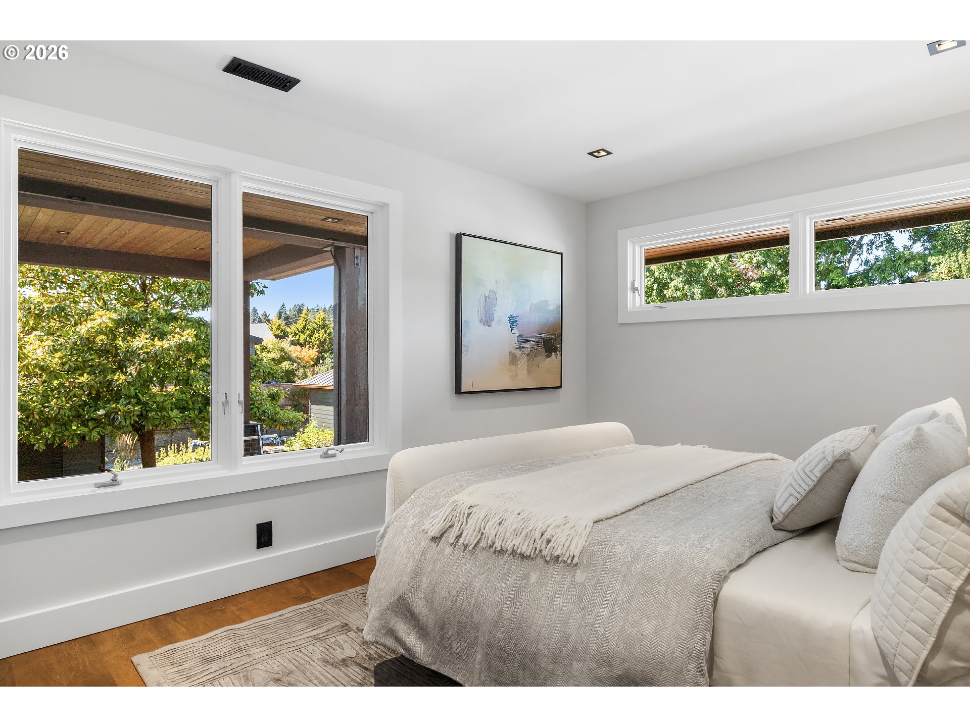 8015 SE EVERGREEN HWY