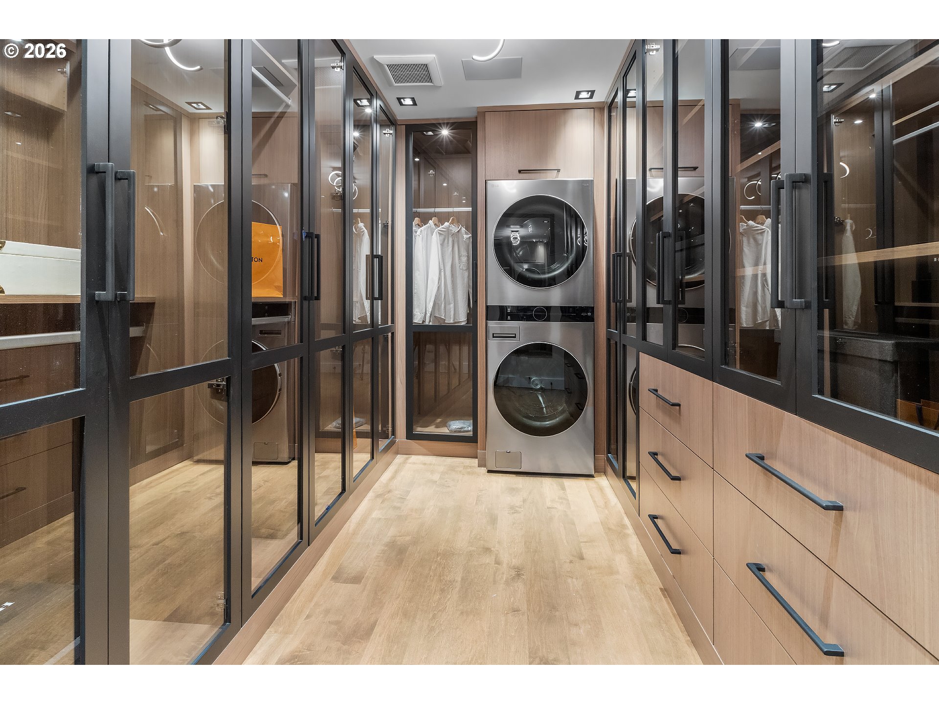 8015 SE EVERGREEN HWY