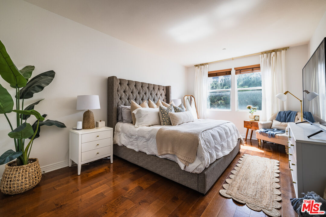 7100 Playa Vista Dr Unit: 202
