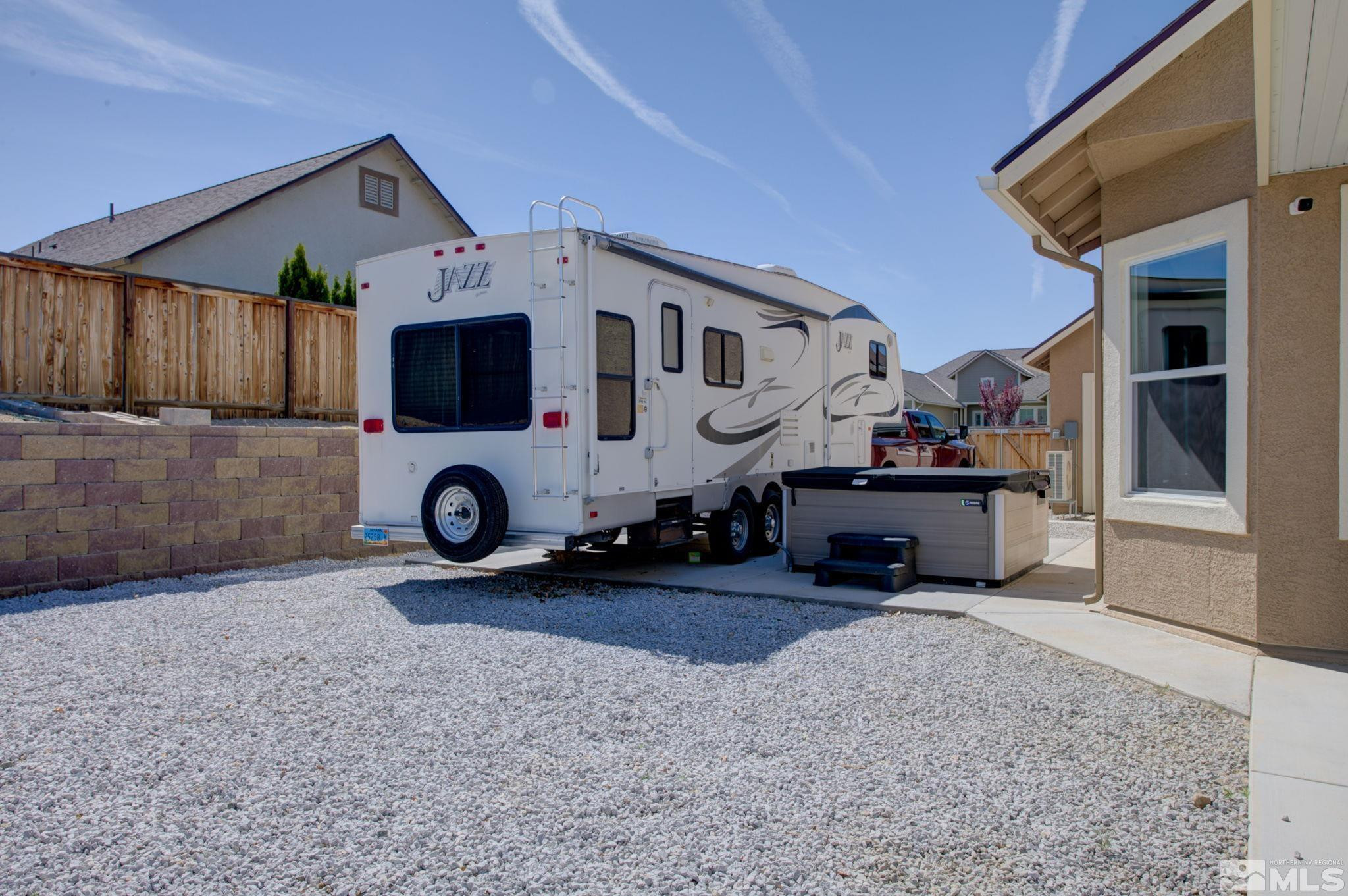 385 Horizon Ridge Road