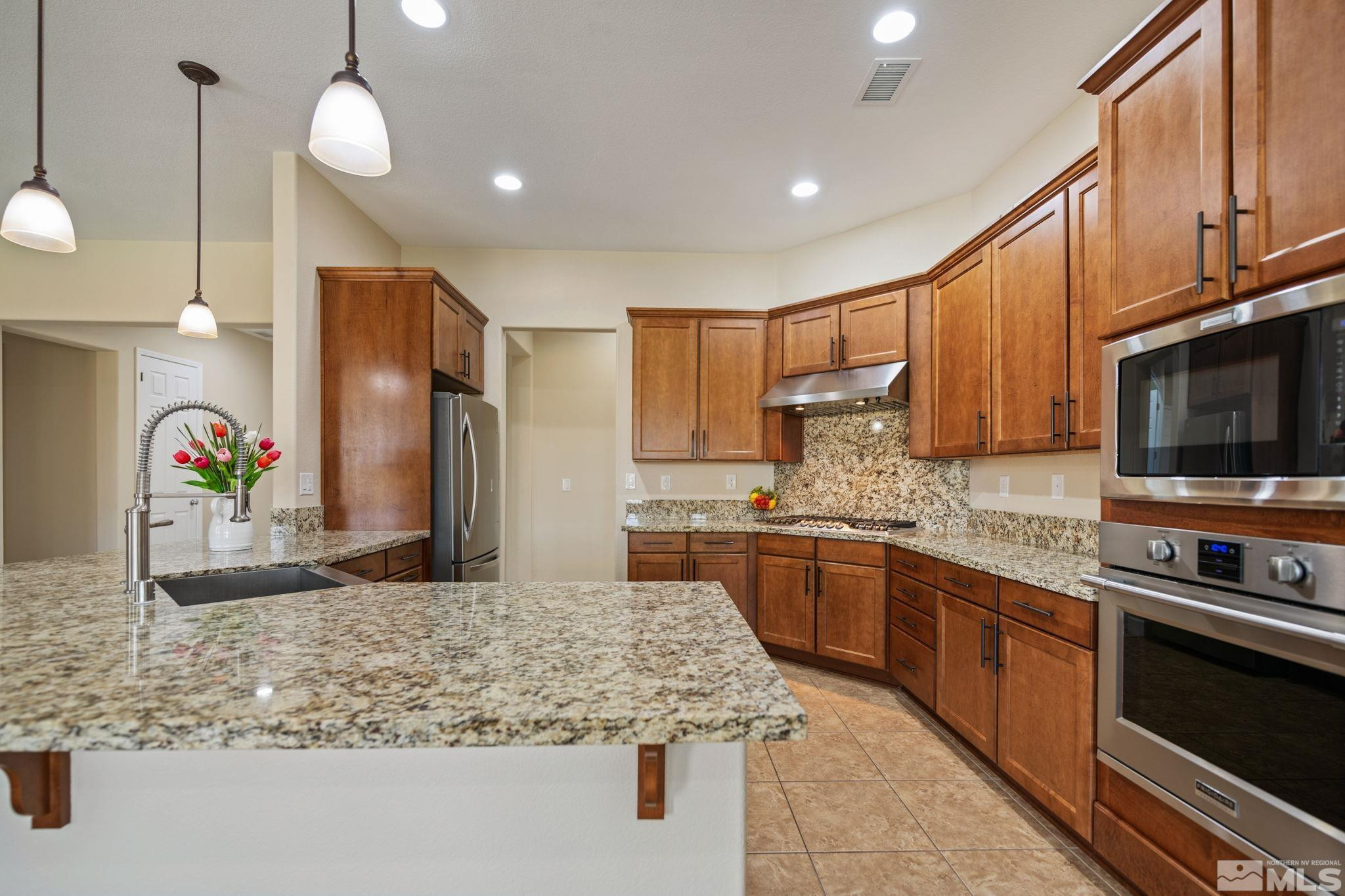385 Horizon Ridge Road