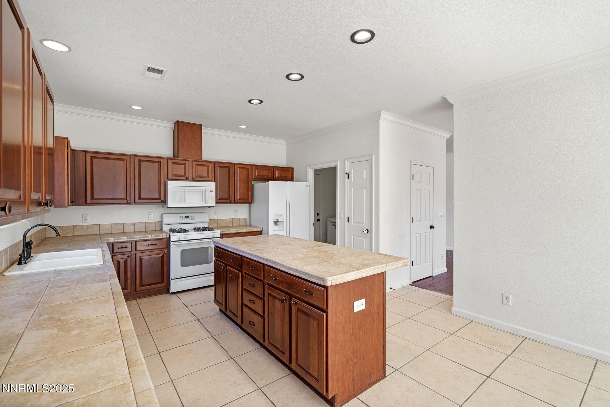 326 Golden Pick Drive