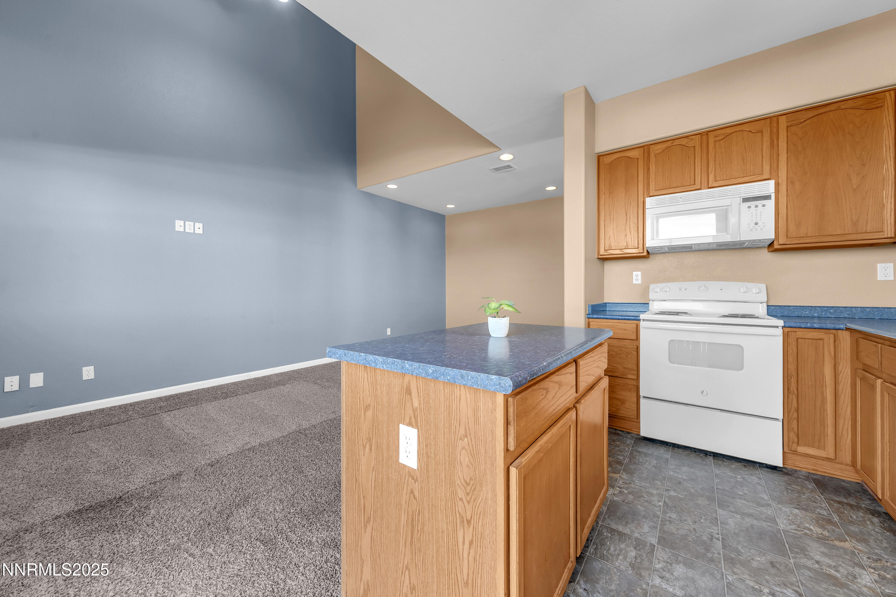 9260 Lone Wolf Circle
