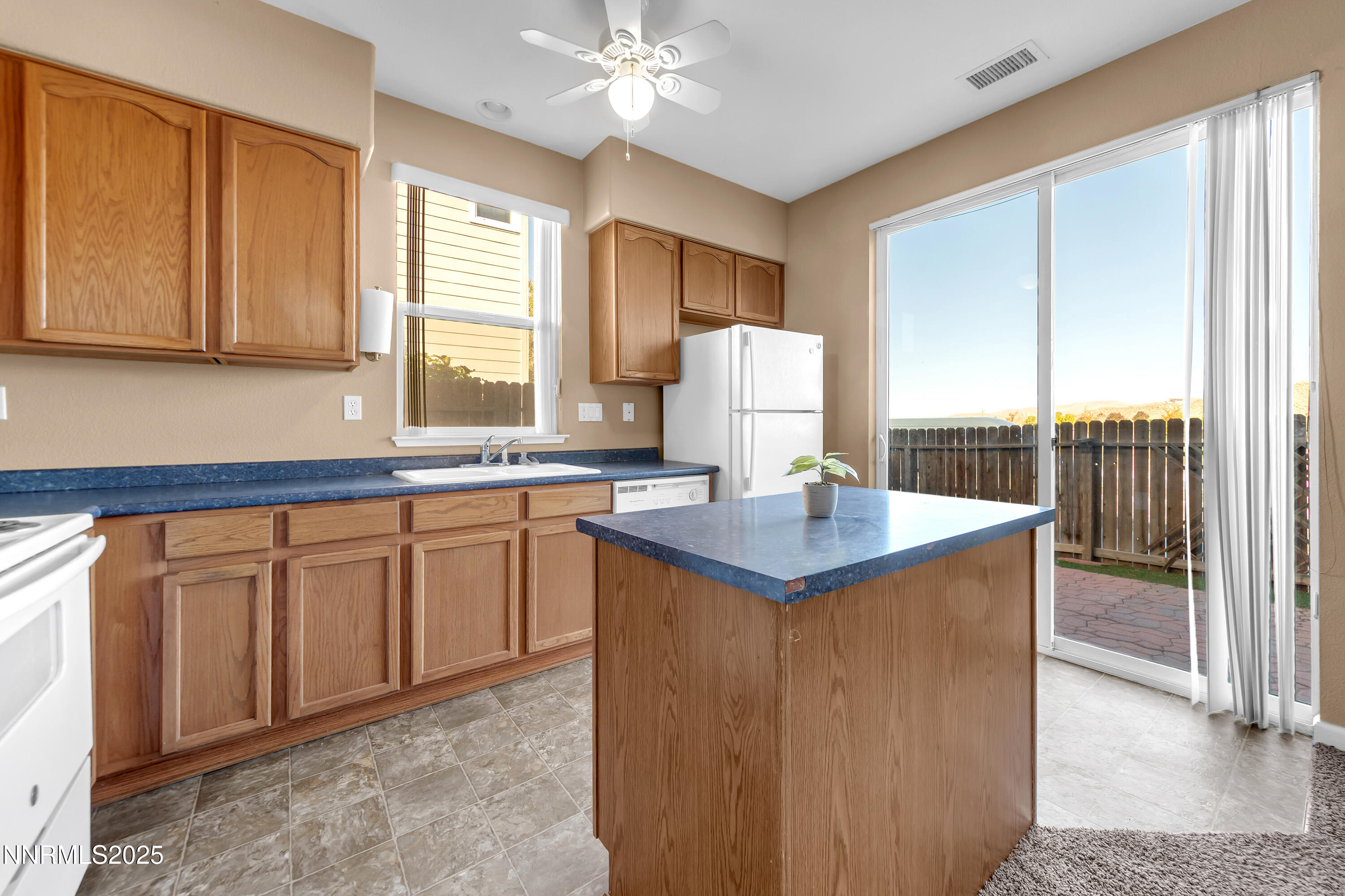 9260 Lone Wolf Circle