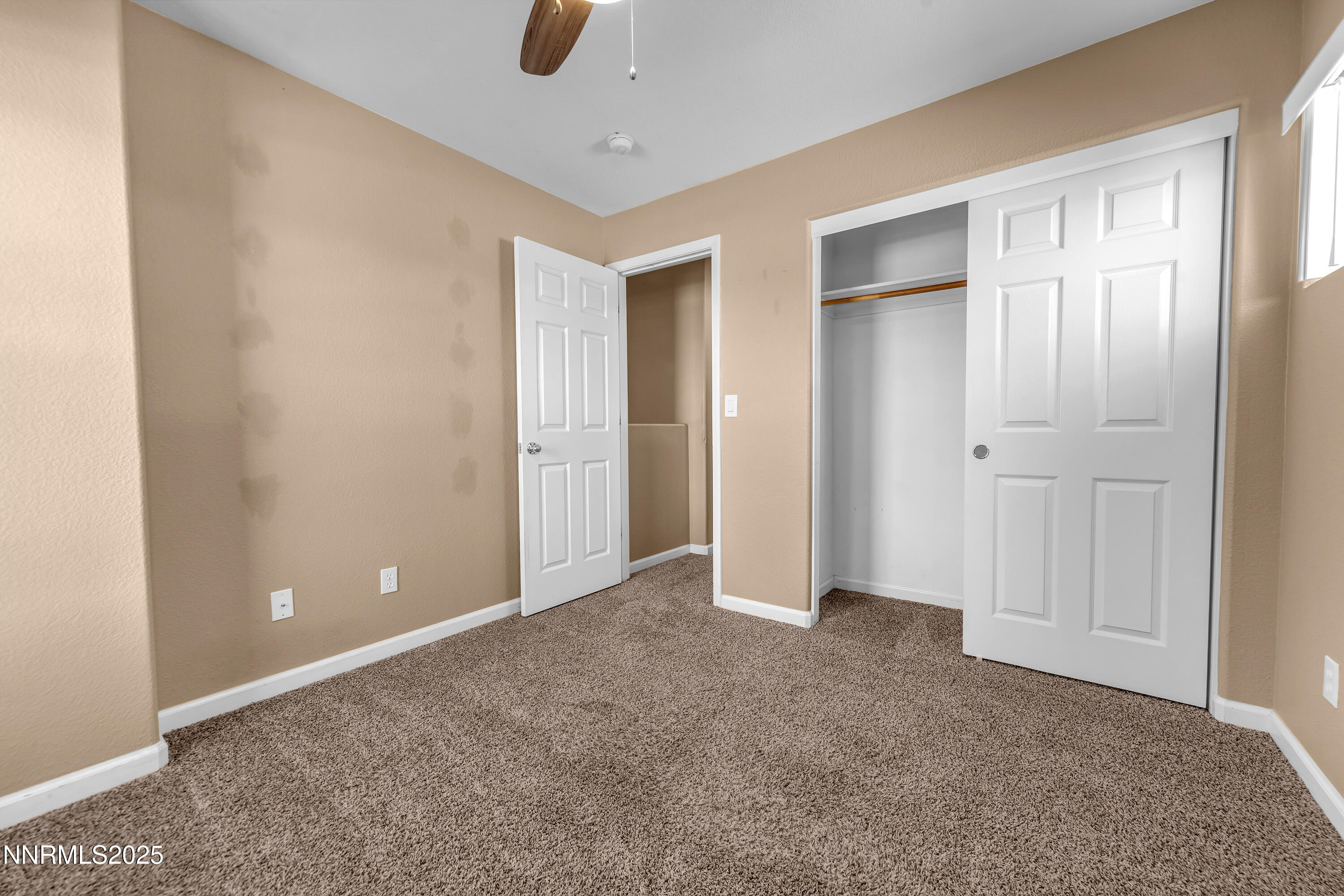 9260 Lone Wolf Circle
