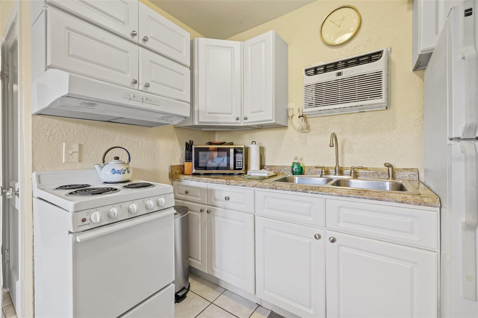 17880 GULF BLVD #18