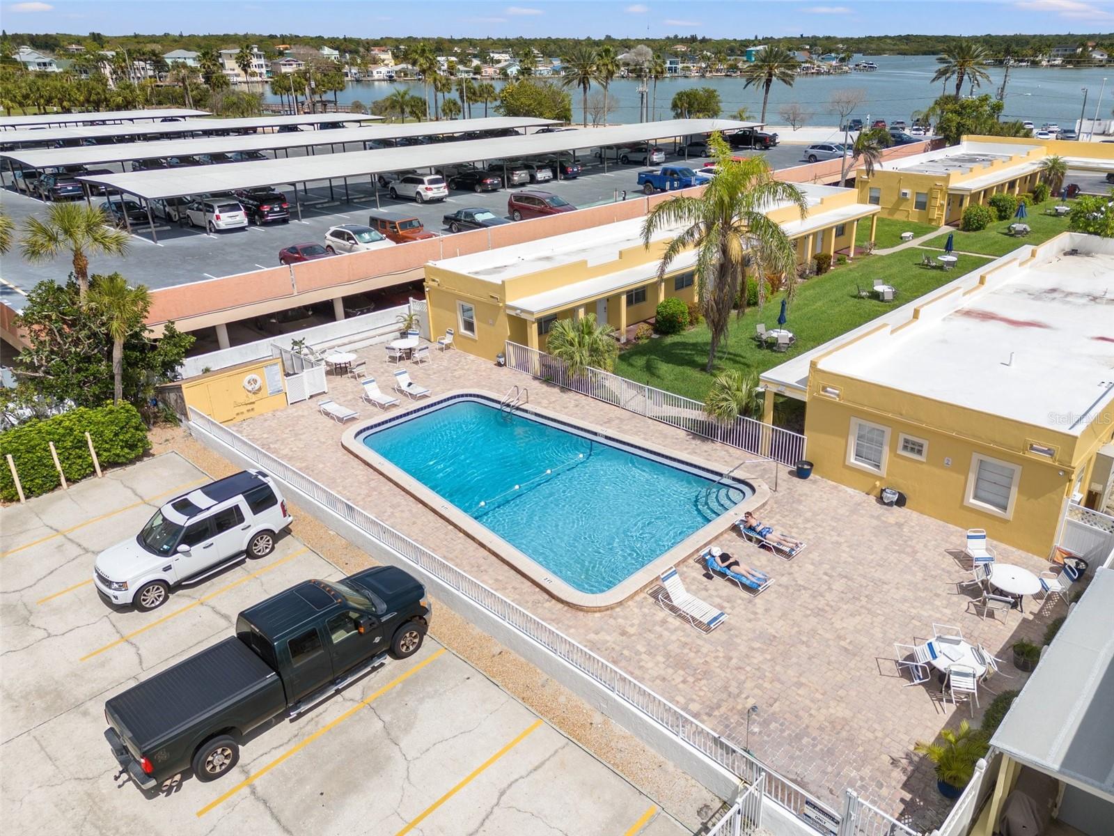 17880 GULF BLVD #18