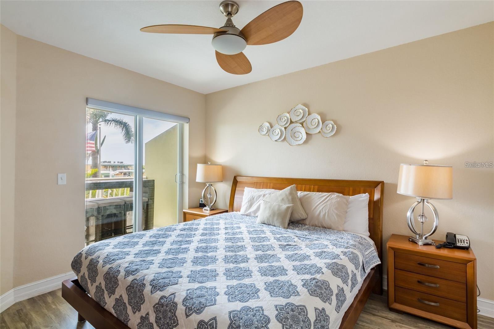 11605 GULF BLVD #307