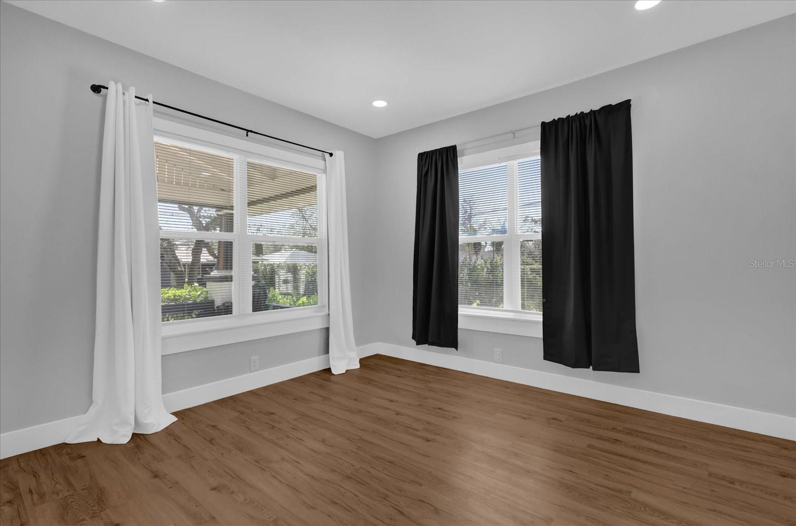 321 W WILDER AVE