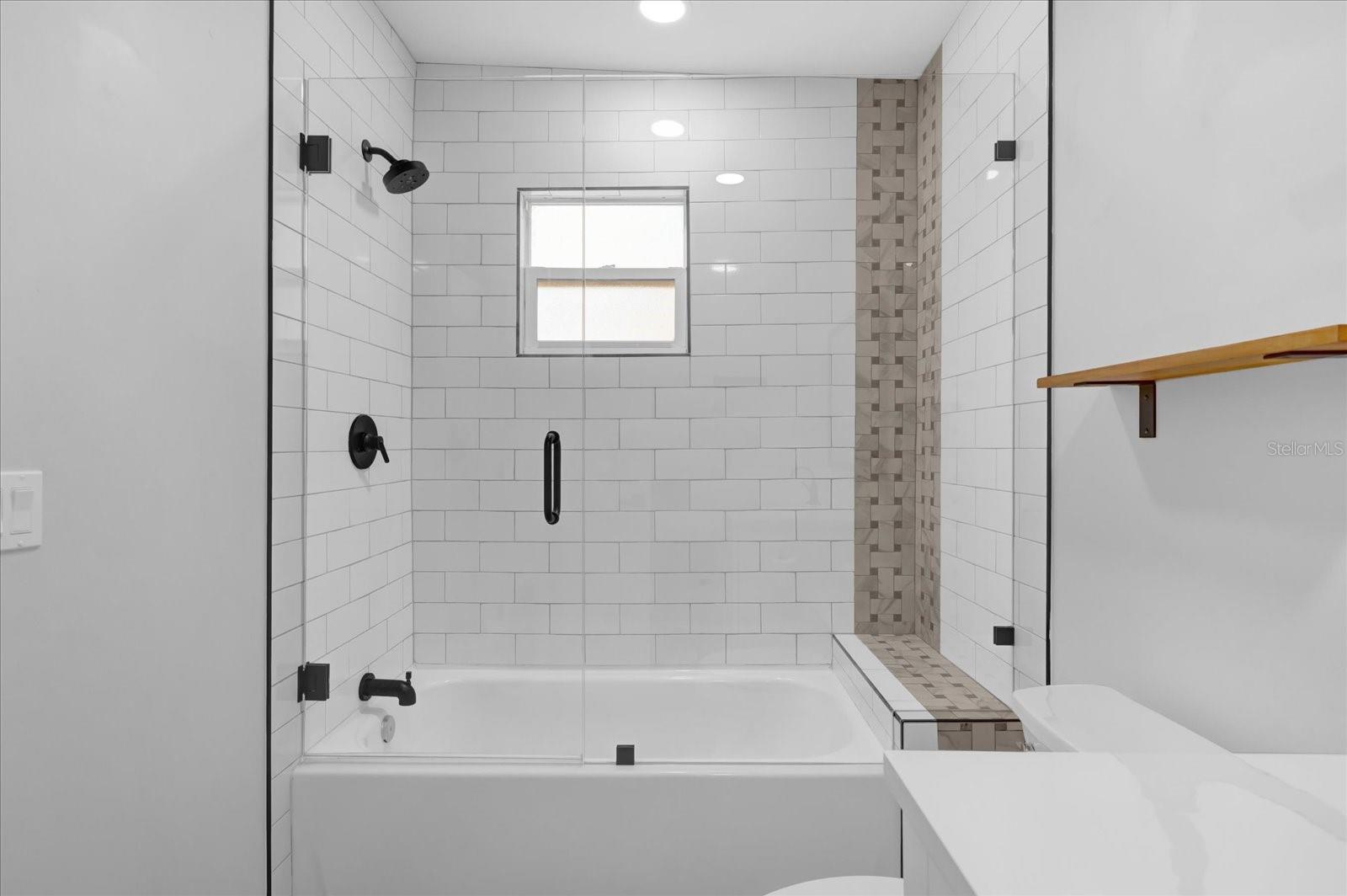 321 W WILDER AVE