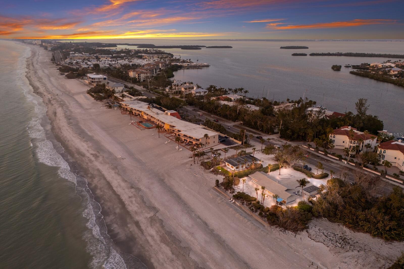 3351 GULF OF MEXICO DR