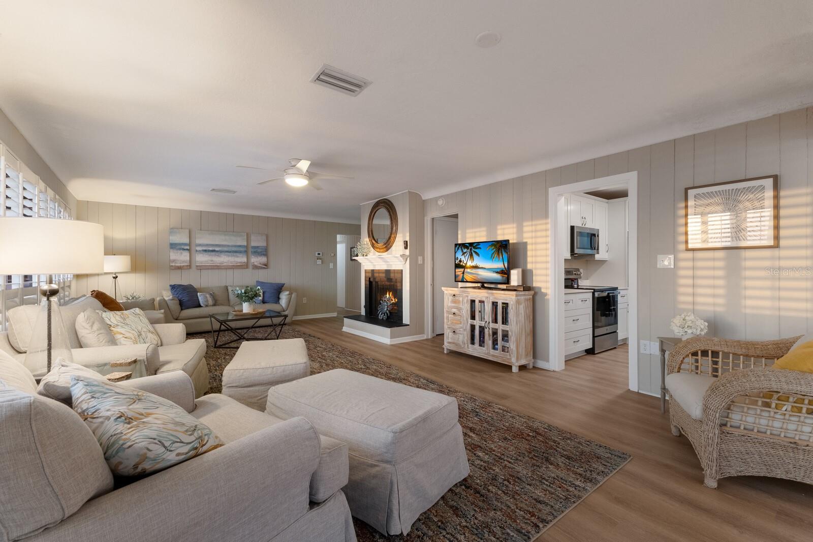 3341 GULF OF MEXICO DR