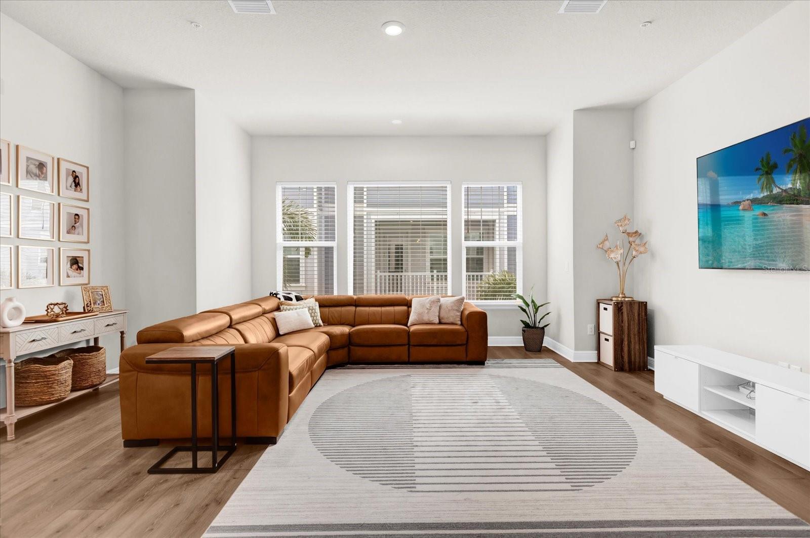 206 S TAMPANIA AVE #2