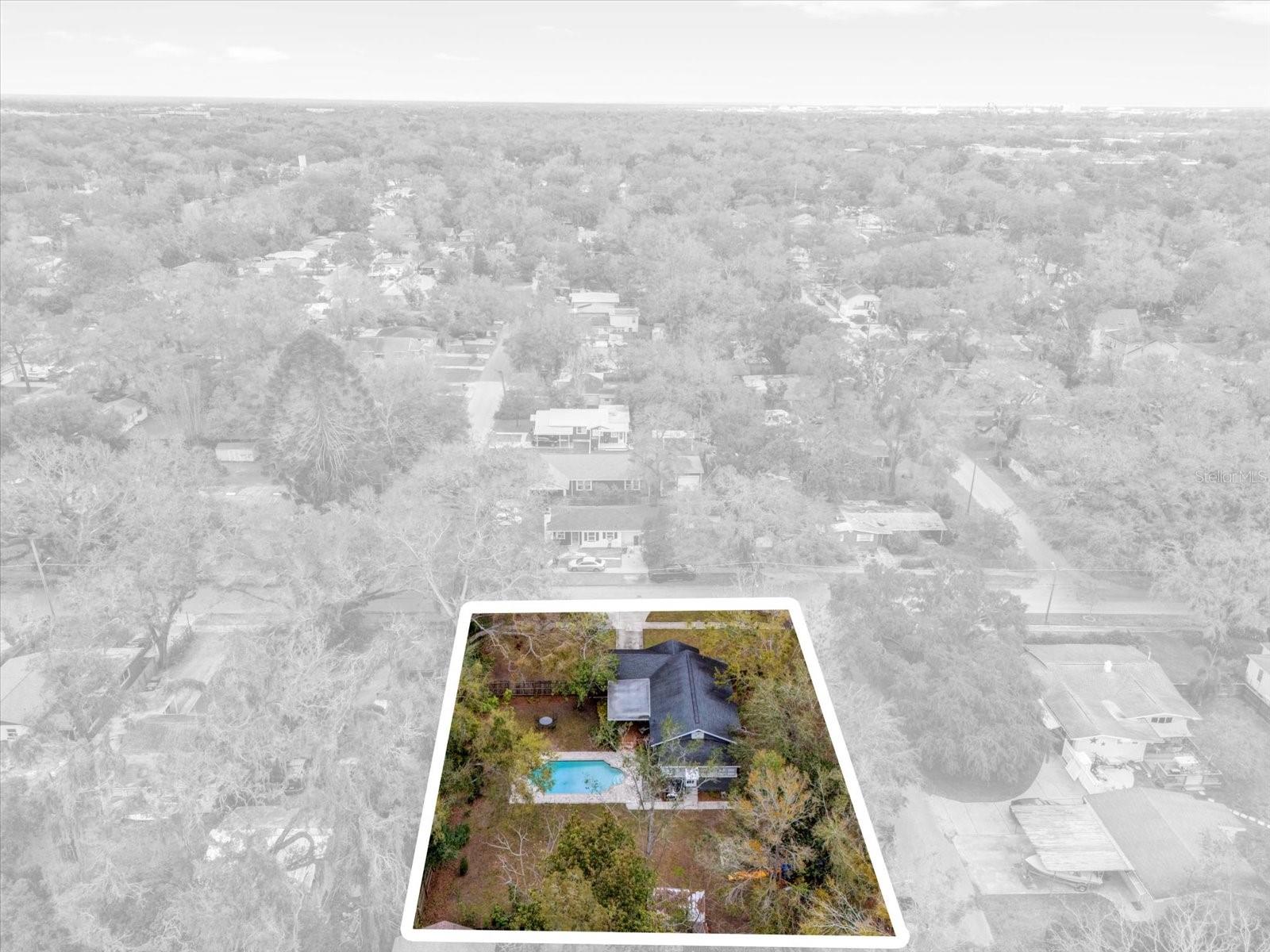 1611 E HENRY AVE