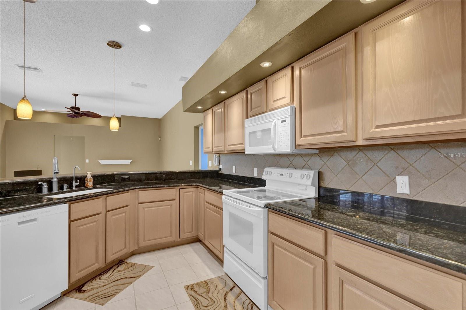 4823 DEER LODGE RD