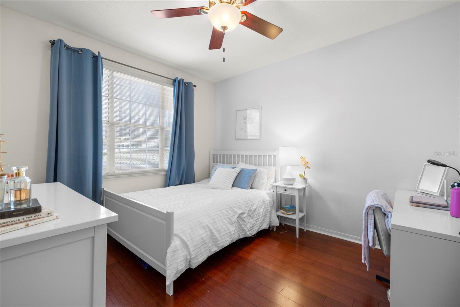 501 KNIGHTS RUN AVE #1302
