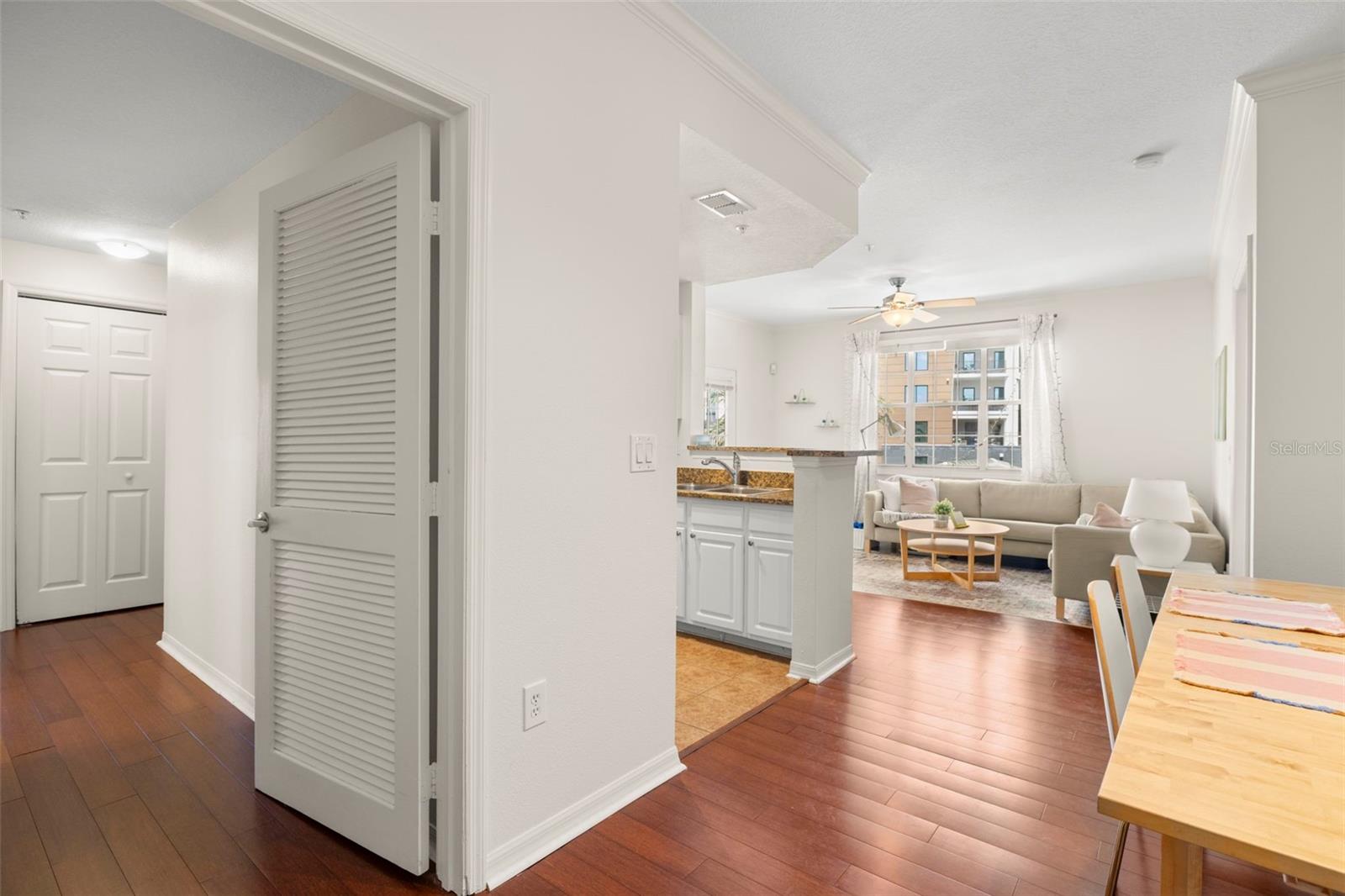 501 KNIGHTS RUN AVE #1302