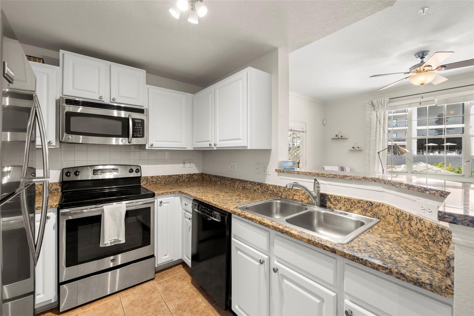 501 KNIGHTS RUN AVE #1302