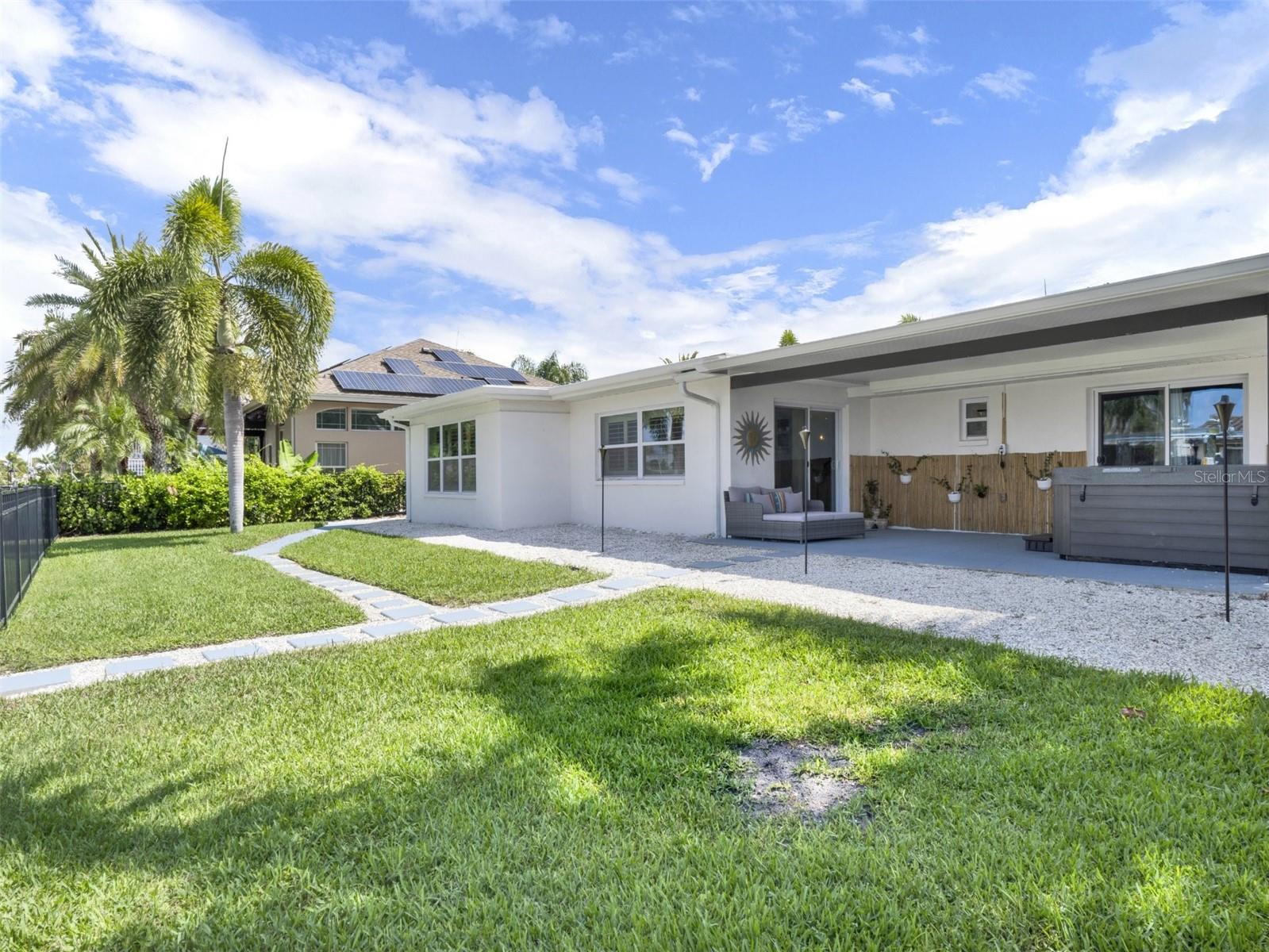 2164 EDYTHE DR