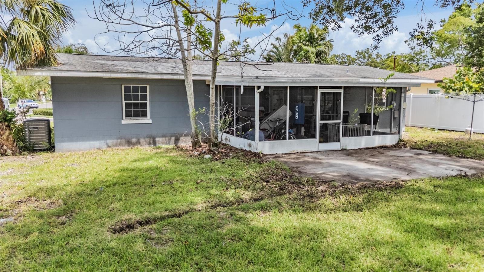 3401 S BELCHER DR