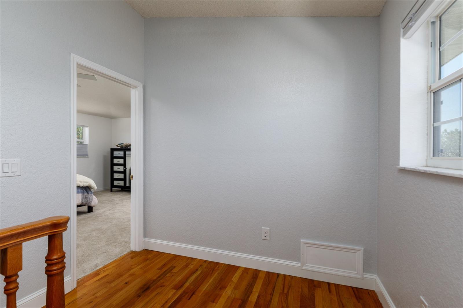 240 72ND AVE