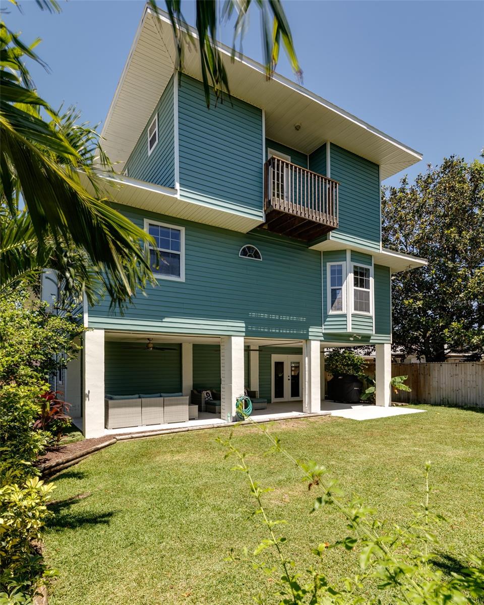 240 72ND AVE