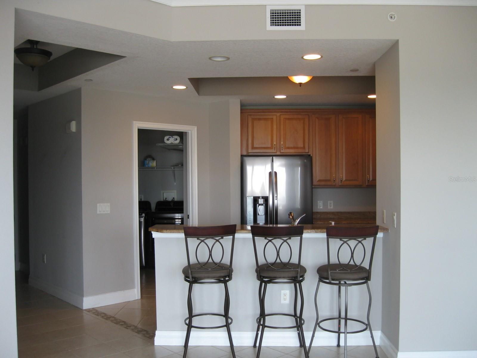 1209 E CUMBERLAND AVE #707
