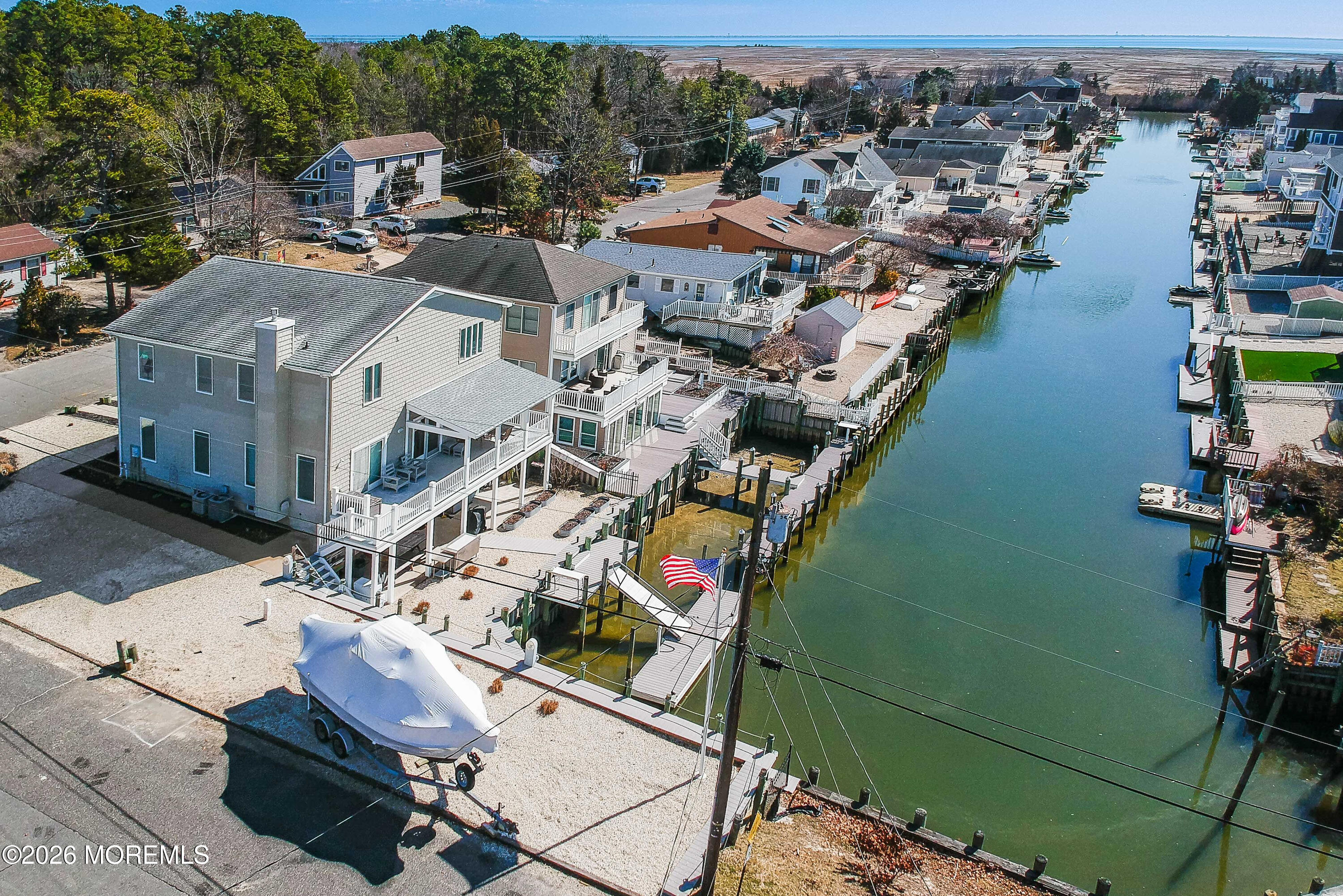 20 Edgewater Drive