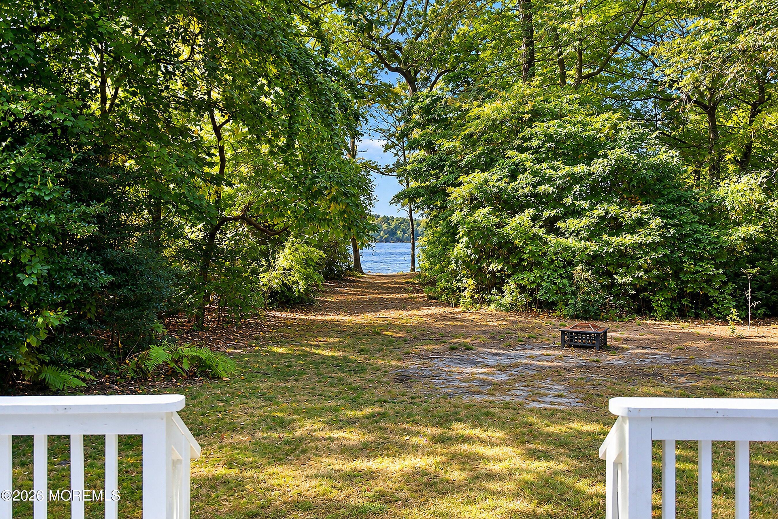 12 Champlain Court