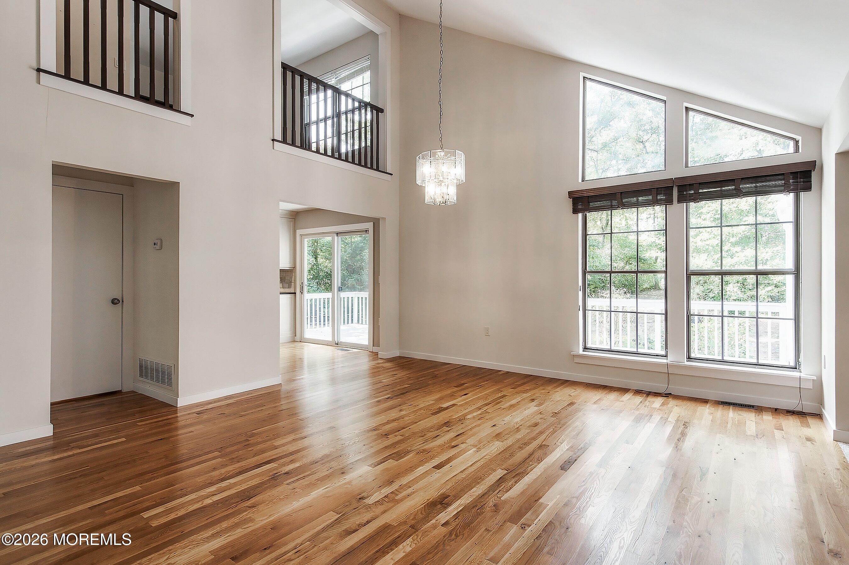 12 Champlain Court