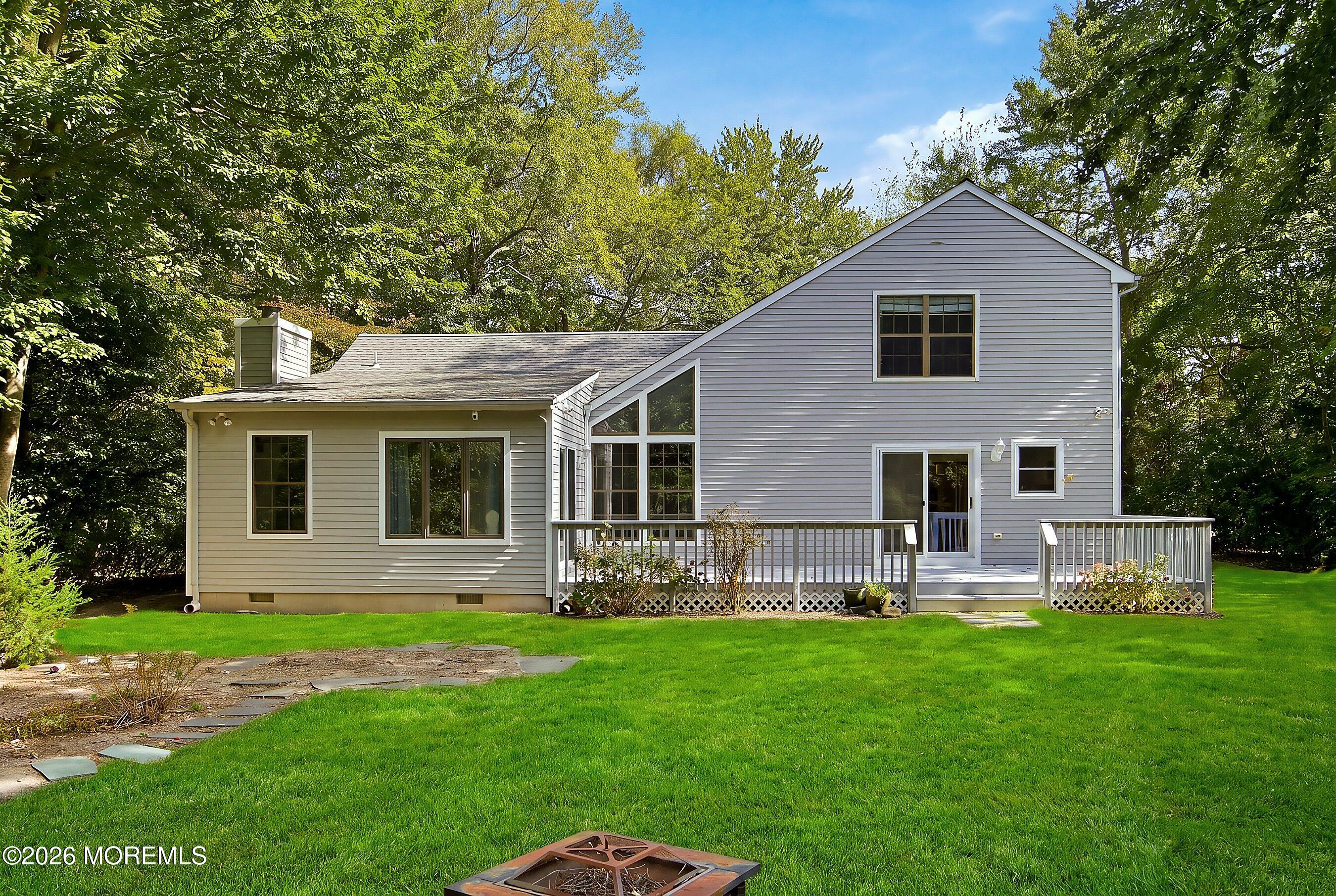 12 Champlain Court