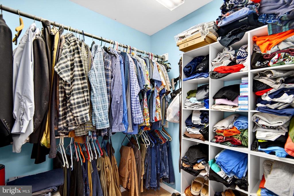 20 EDGEWATER DRIVE