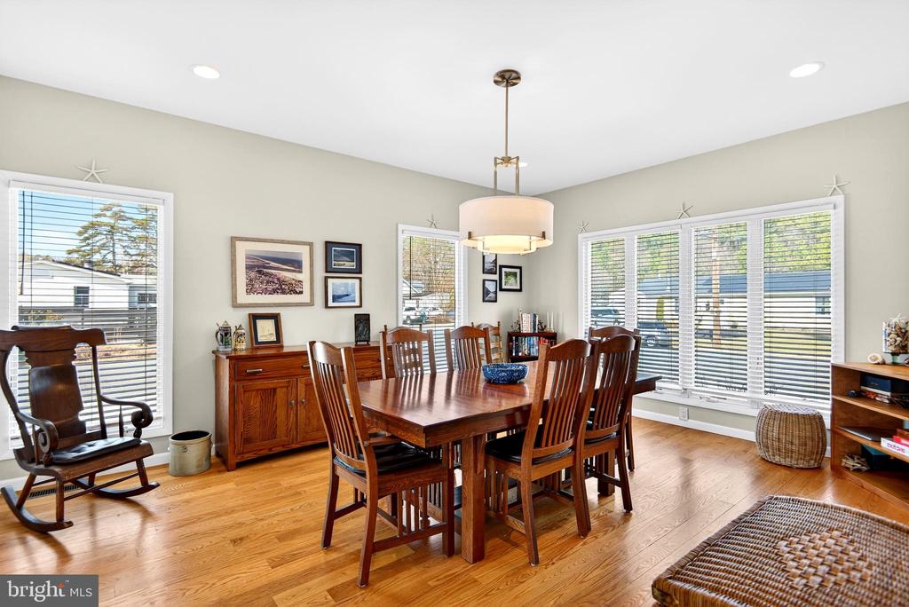 20 EDGEWATER DRIVE