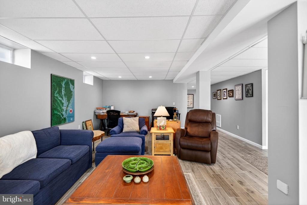 20 EDGEWATER DRIVE
