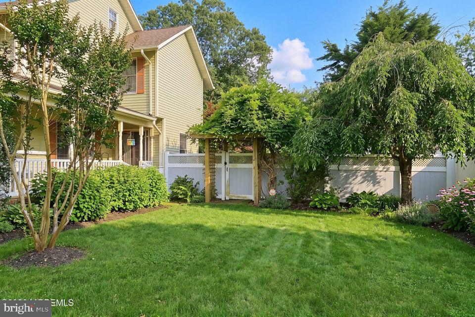 107 FROG HOLLOW ROAD