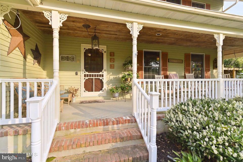 107 FROG HOLLOW ROAD