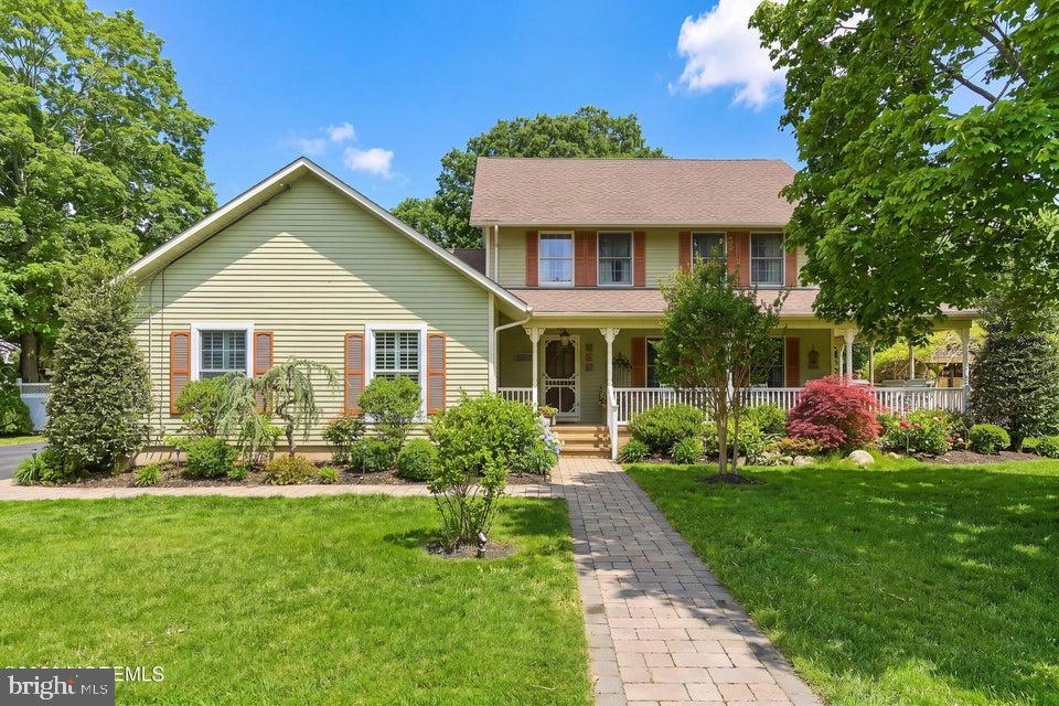 107 FROG HOLLOW ROAD