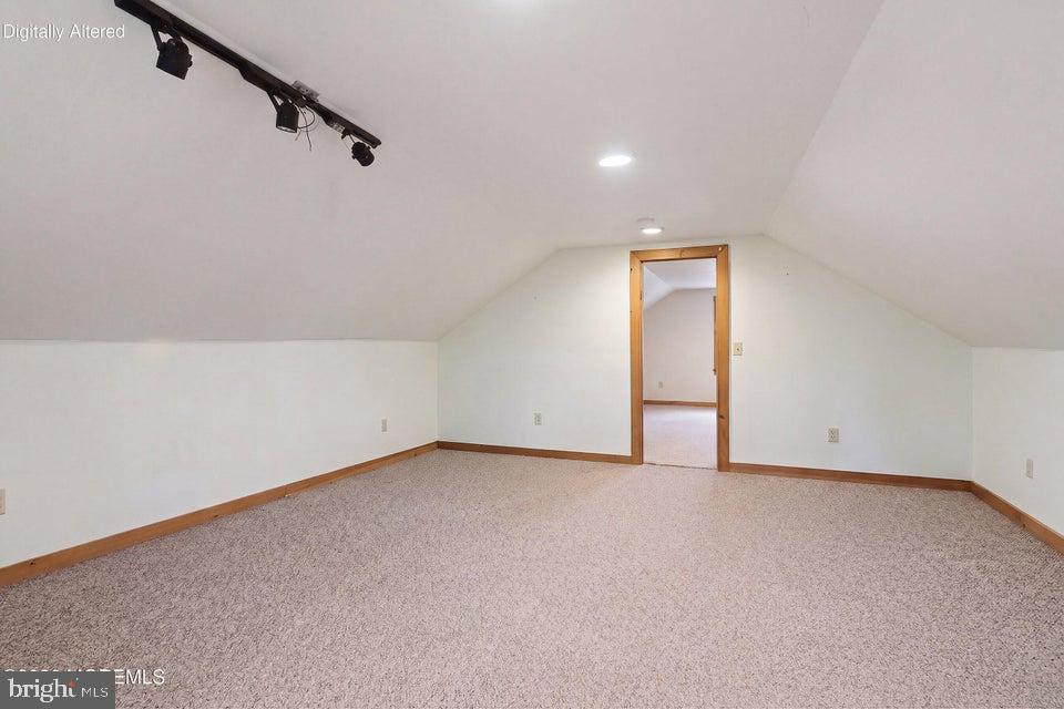 107 FROG HOLLOW ROAD