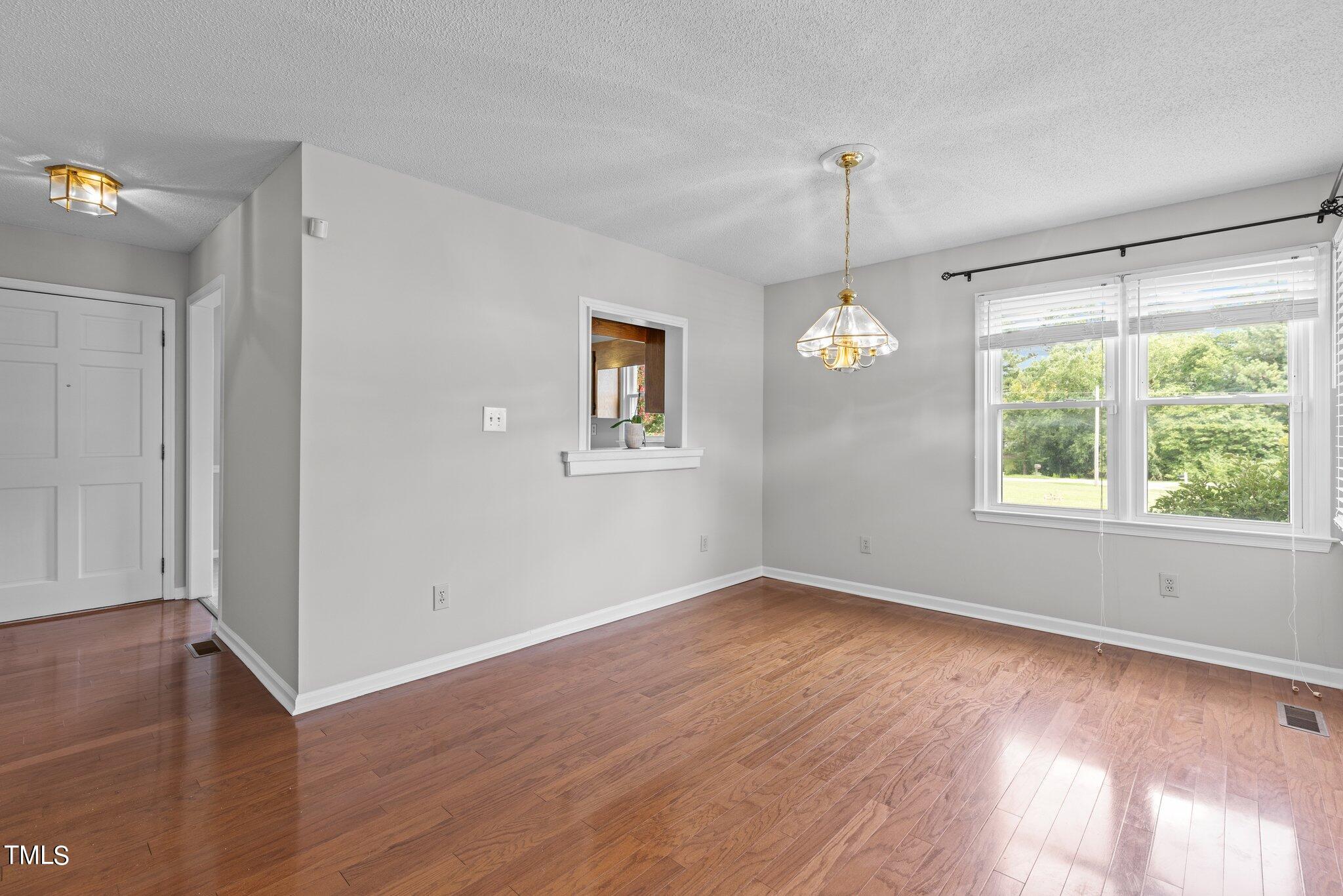 5001 Huntingcreek Drive